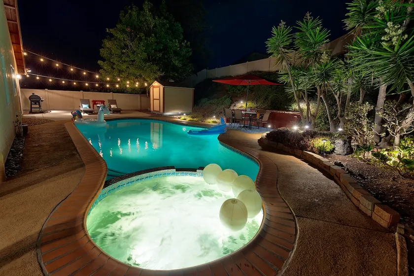 San Diego 4-Bedroom Home with POOL and Jacuzzi - Image 1