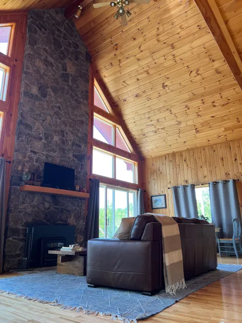 Private Hideaway in NH Mountains - Image 1