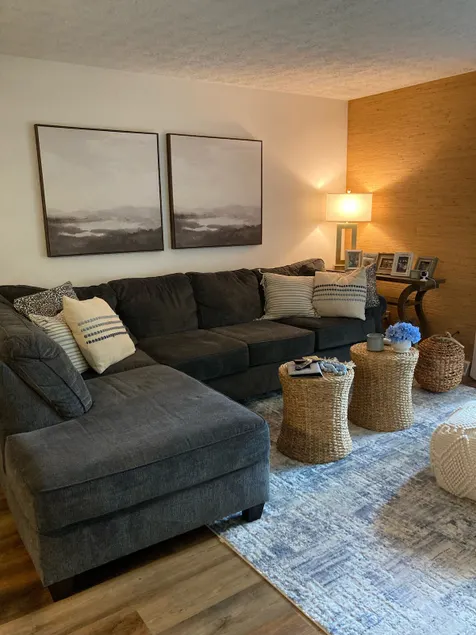 Renovated townhome close to Oglebay Resort - Image 1