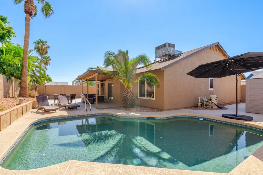 Wine Wild West | King Bed | Pool | Charming - Image 1