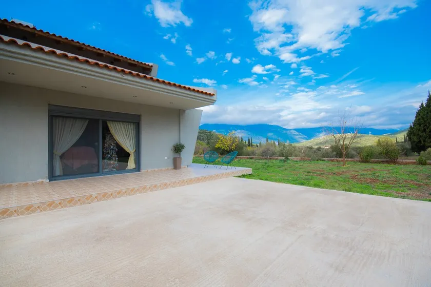 Stellas guesthouse near Arachova - Image 1