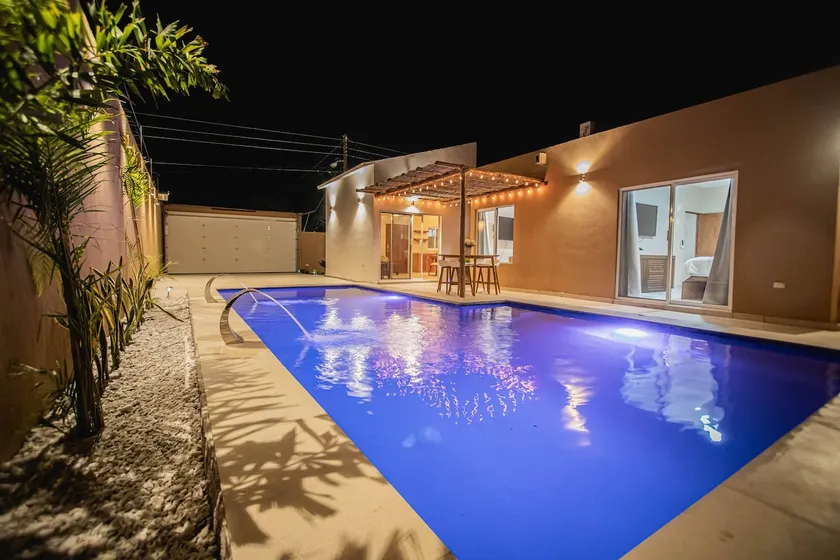 Centenario Sunset Beach, large house, heated pool - Image 1
