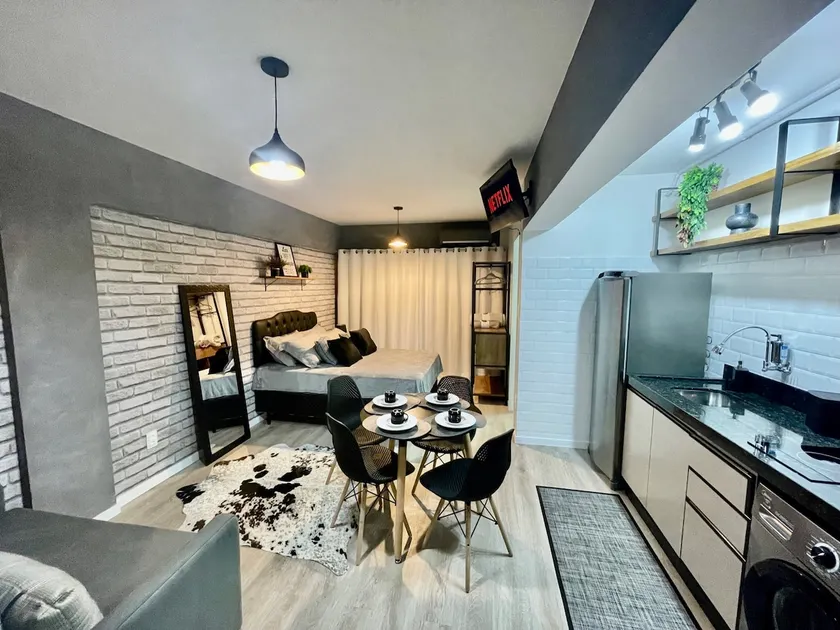 Loft Studio 308 no Kobrasol à 7km de Floripa - Image 1
