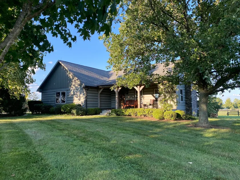 The Cabin at Denali Stud - Image 1