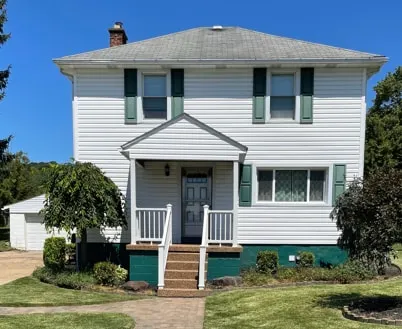 Quiet 3 BR Suburban Home Close to Pittsburgh - Image 1