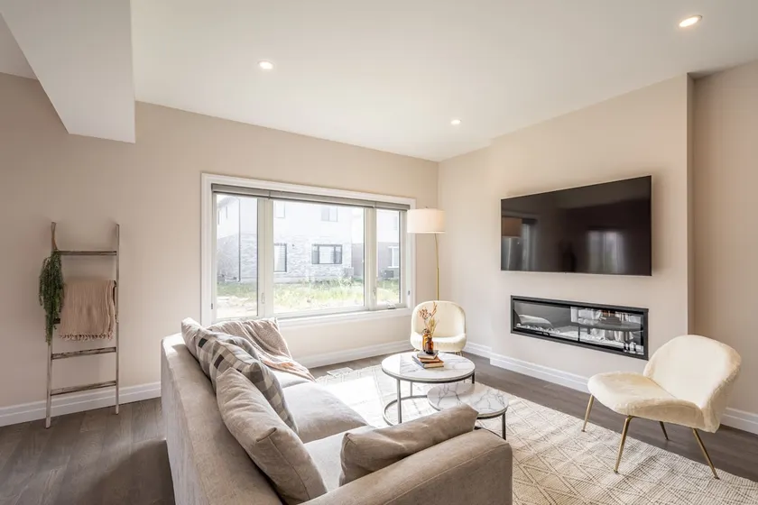 4 Bedroom + 3.5 Bath + Close to Hwy/Dt/Boler Mt - Image 1