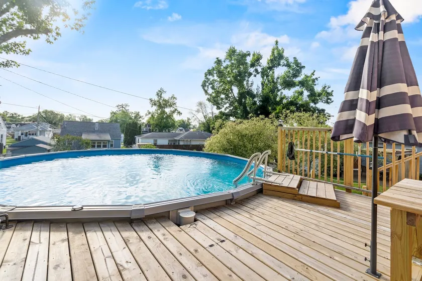 Sleeps 8 | Private Pool Retreat | 3 Min to DT - Image 1