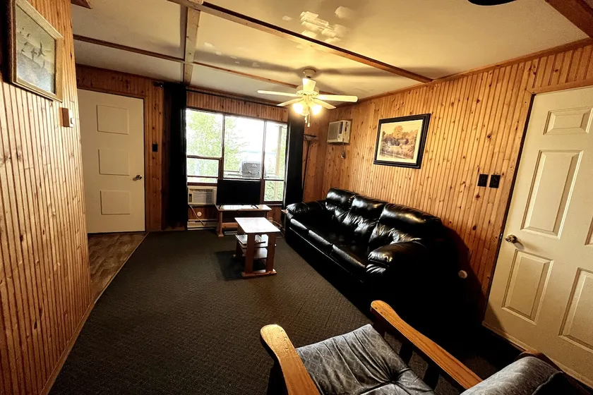 Lake front Rustic Charm - Image 1