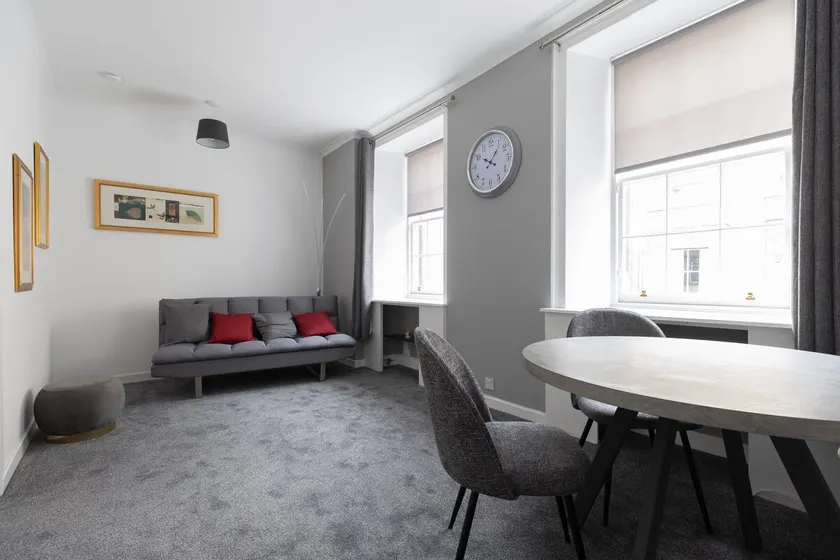 Lovely City Centre 1 bedroom flat. - Image 1