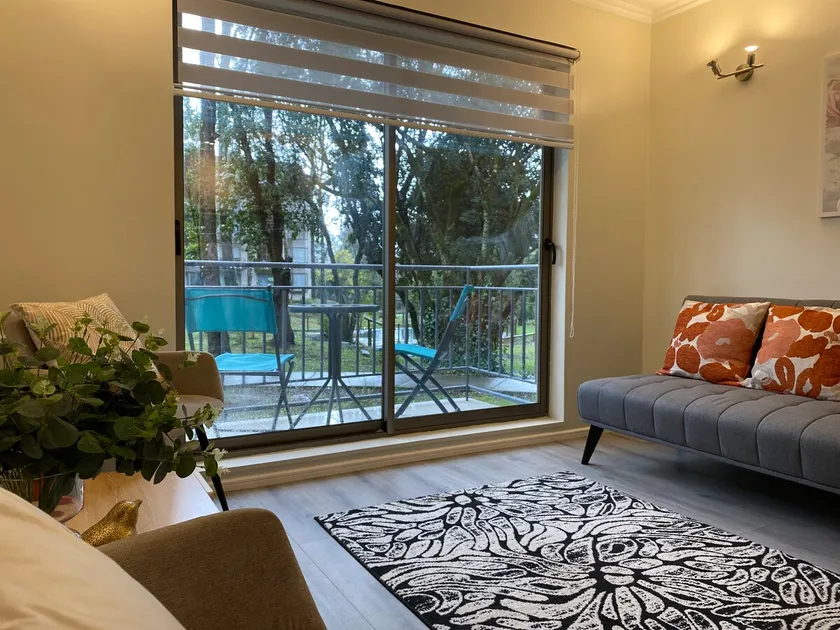 Fully equipped and close to everything - Image 1