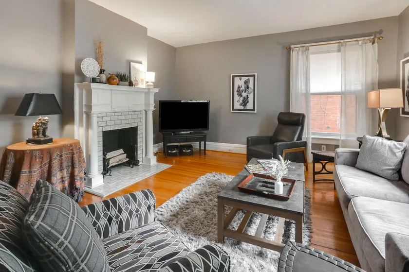 Lovely 2 bed suite on Bidwell Park! (UNIT 1) - Image 1