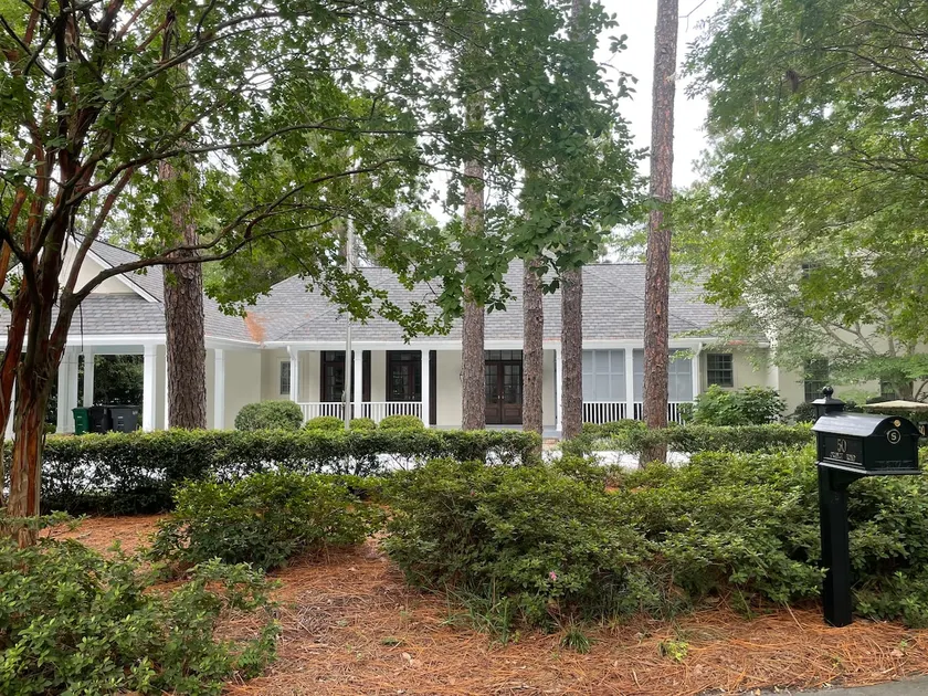 Center of Village|Golf Cart Available|Sleep 10 - Image 1