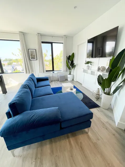 2BR Suite Near NYC, EWR, MetLife - Image 1