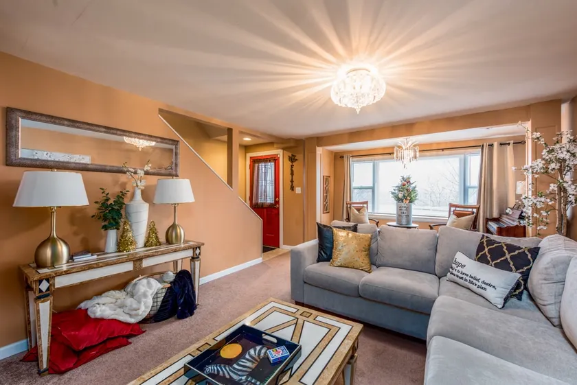 *Entire house w/4 LG Bedrms, NAVY 4 miles/baseLake - Image 1