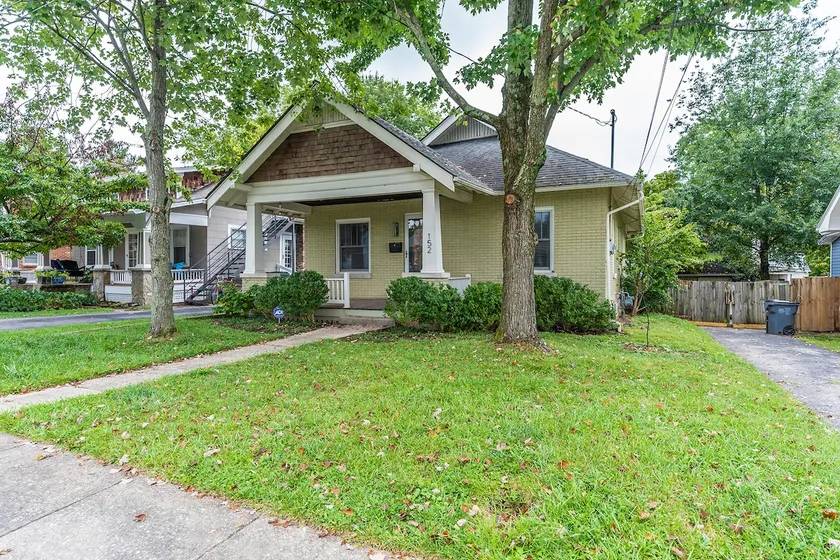 Cozy Kenwick Bungalow in the Heart of Lexington - Image 1