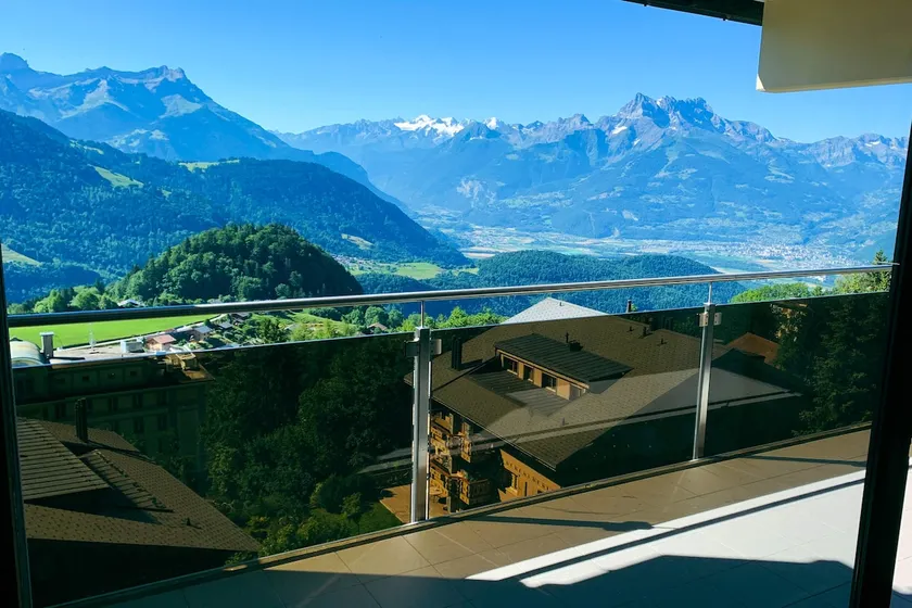 Beautiful 3.5 apartment. View of the Alps - Image 1