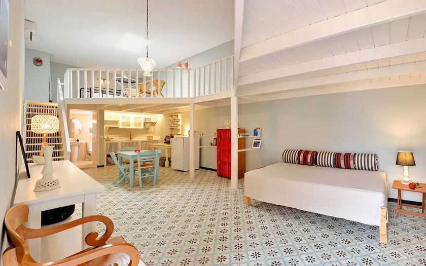 Sophias House - Image 1