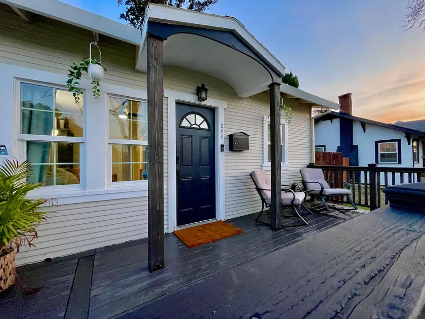 Little Lodi Lounge | Hot Tub, Walkable Downtown - Image 1