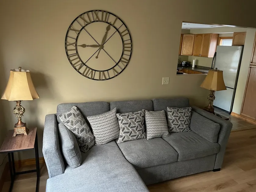 Cheerful 2-bedroom home with Wi-Fi - Image 1