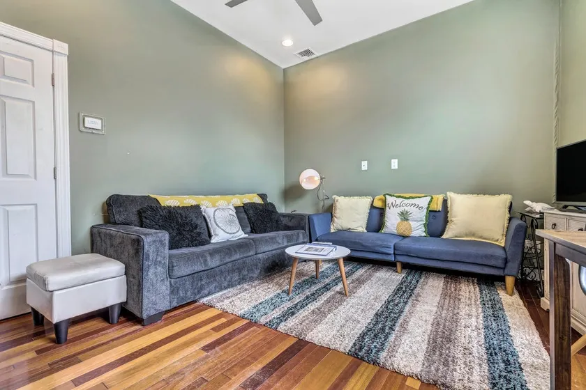 Luxurious Home 4 blocks from beach - Image 1