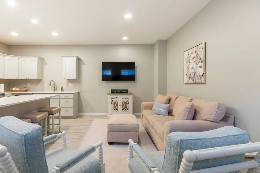 No cleaning fee! NEW 2-BR 2-BA in Peoria Heights! - Image 1