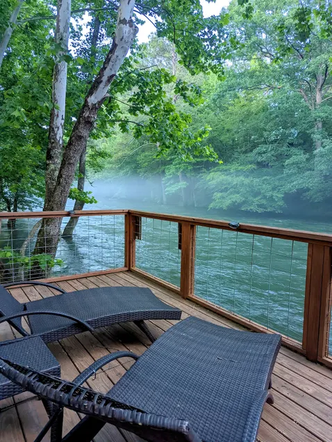 Secluded Riverfront Cabin 5 acres on Little Missouri River - Image 1