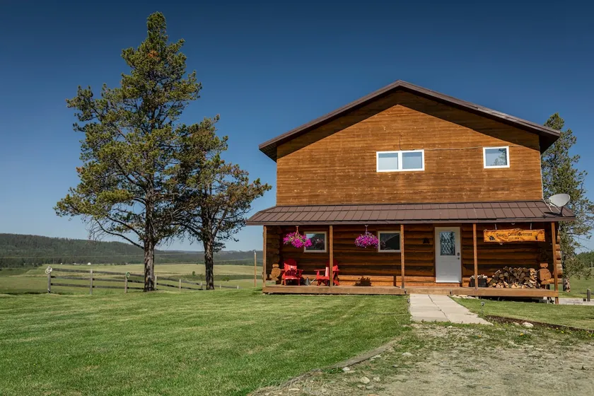 Cozy Country Cabin with private land access - Image 1