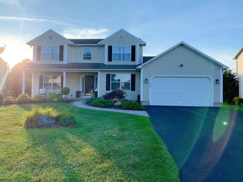 Beautiful house in a superb neighborhood - Image 1