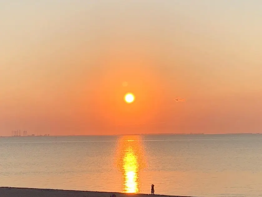 Lovely 1-BR w/ pool & beach access - Image 1