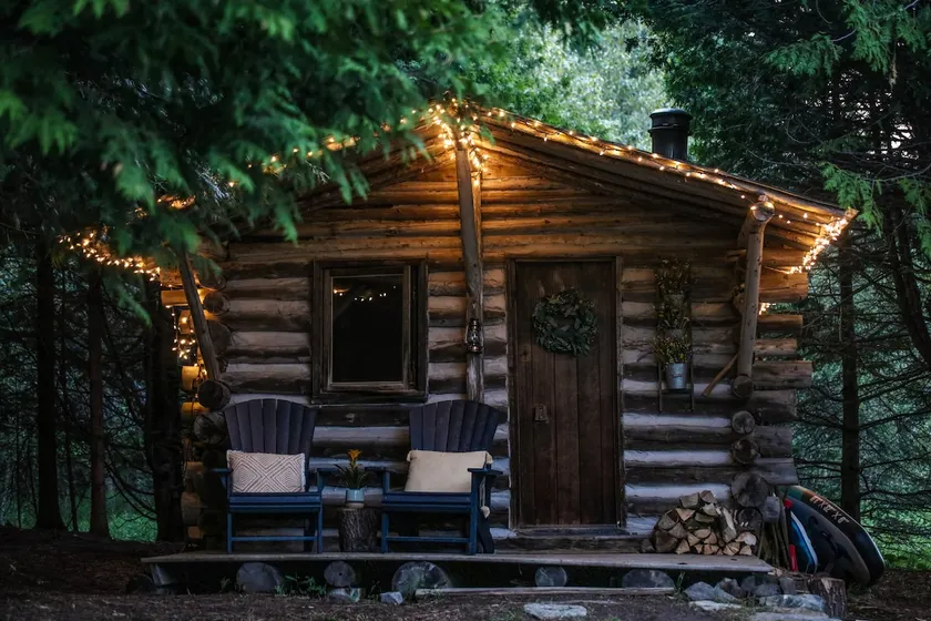 Cedar Cove Cabin & Country Retreat with Beach - Image 1