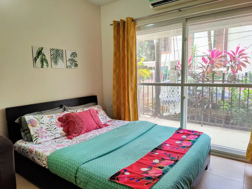 Cozy Condo in a gated society with Pool | Arpora - Image 1