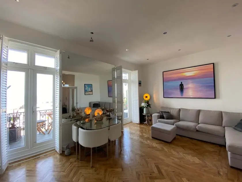 Modern Apartment withSeaViews:2 Double Bedrooms - Image 1