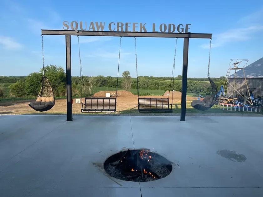 Squaw Creek Lodge - Image 1