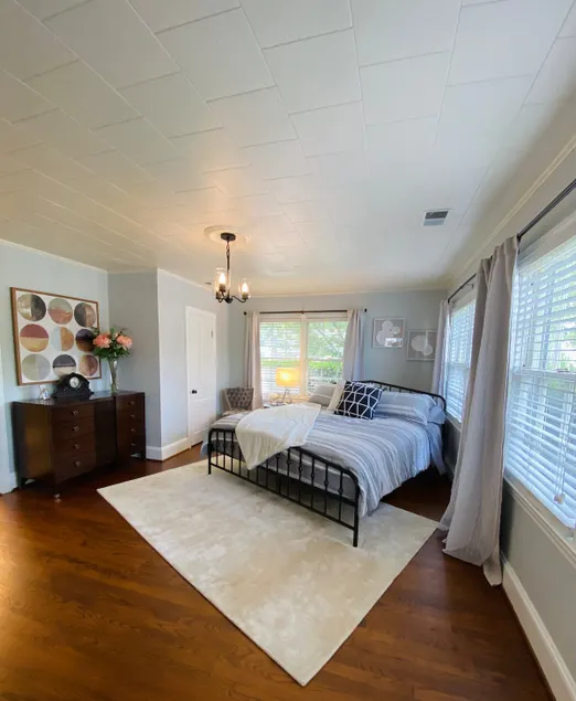 Cozy Historic Home-Downtown Apex - Image 1