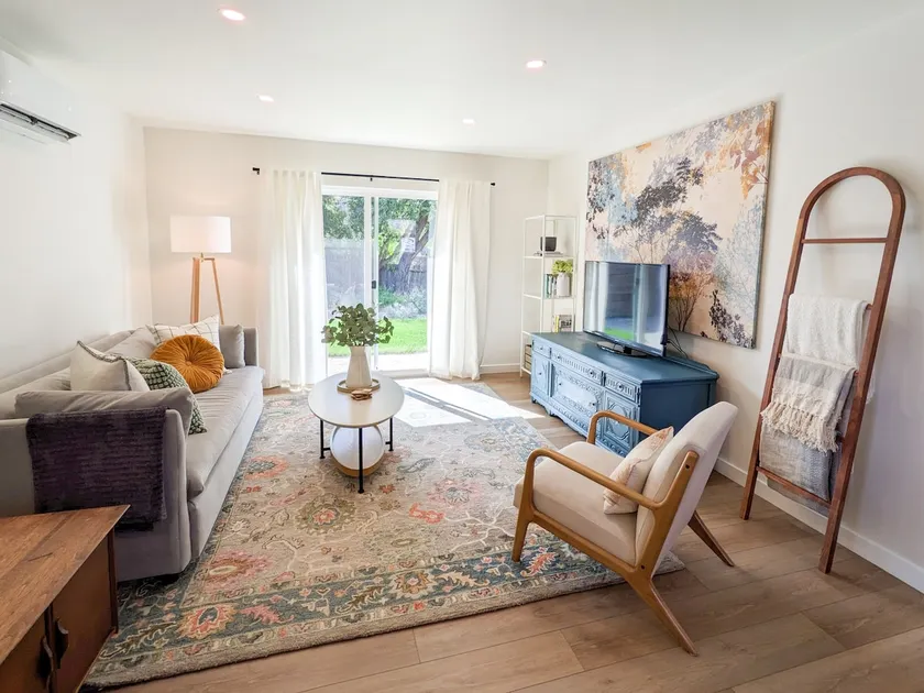Charming Wine Country Cottage, Pet Friendly! - Image 1