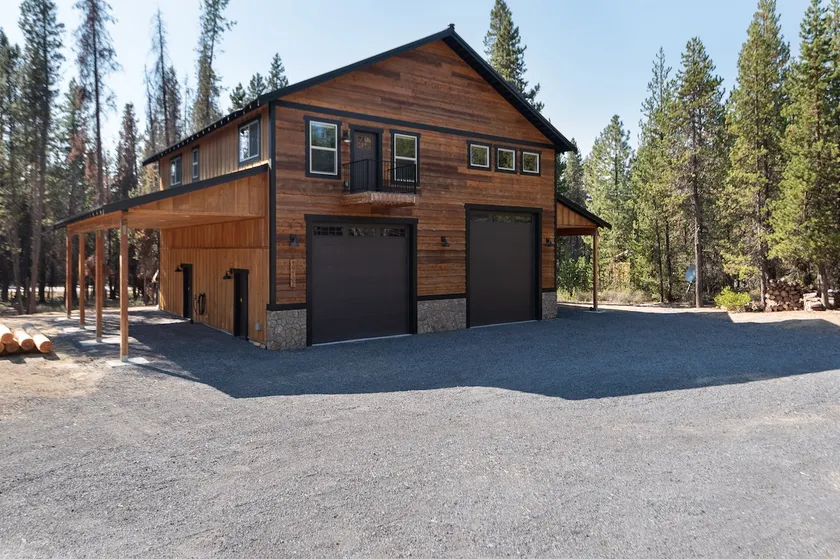 Newly Constructed Apartment in Prime Location! - Image 1