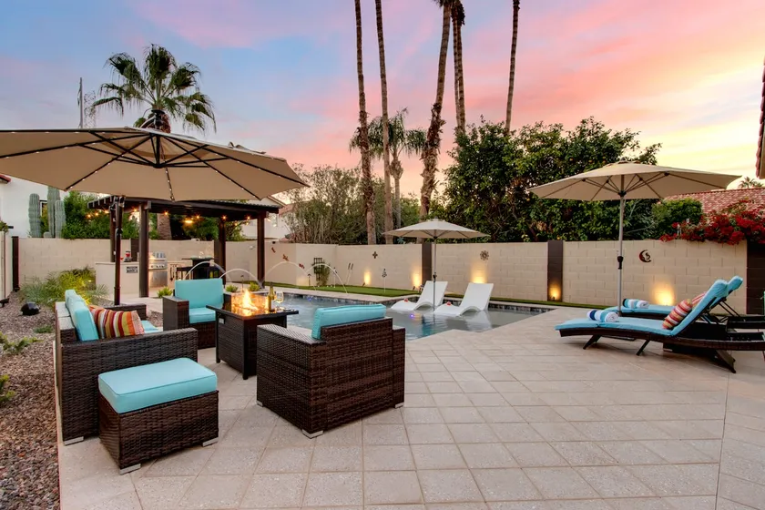 Private Resort: Heated Pool/BBQ/Golf/ Game Room - Image 1