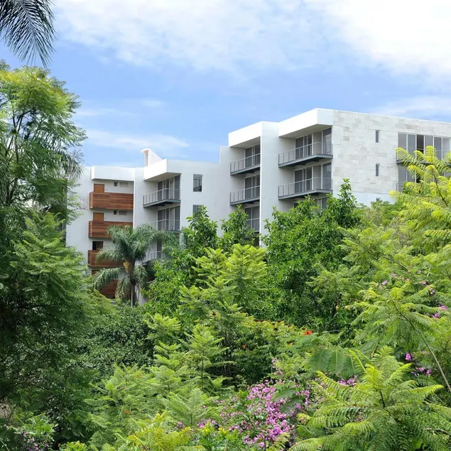 Amazing condo with a pool and magical views - Image 1