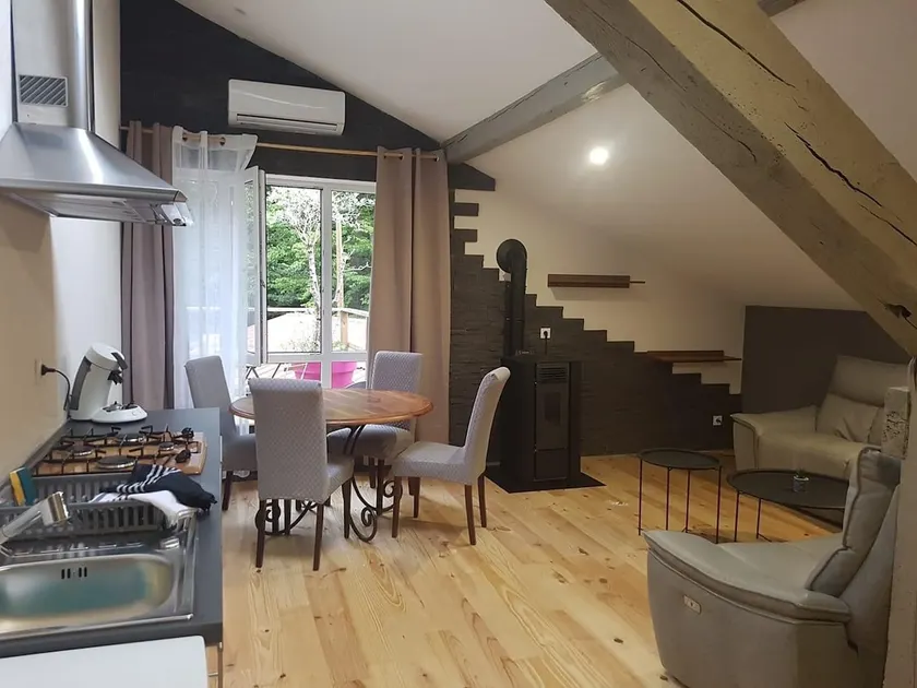 Gîte in the heart of the forest - Image 1