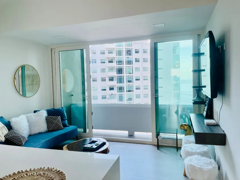 Luxurious “H” Beach Front Condo in Playas Tijuana - Image 1