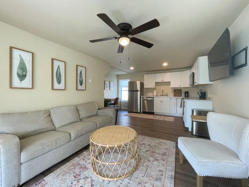 2BR Luxe Suite • Near hospital, lake, and downtown - Image 1