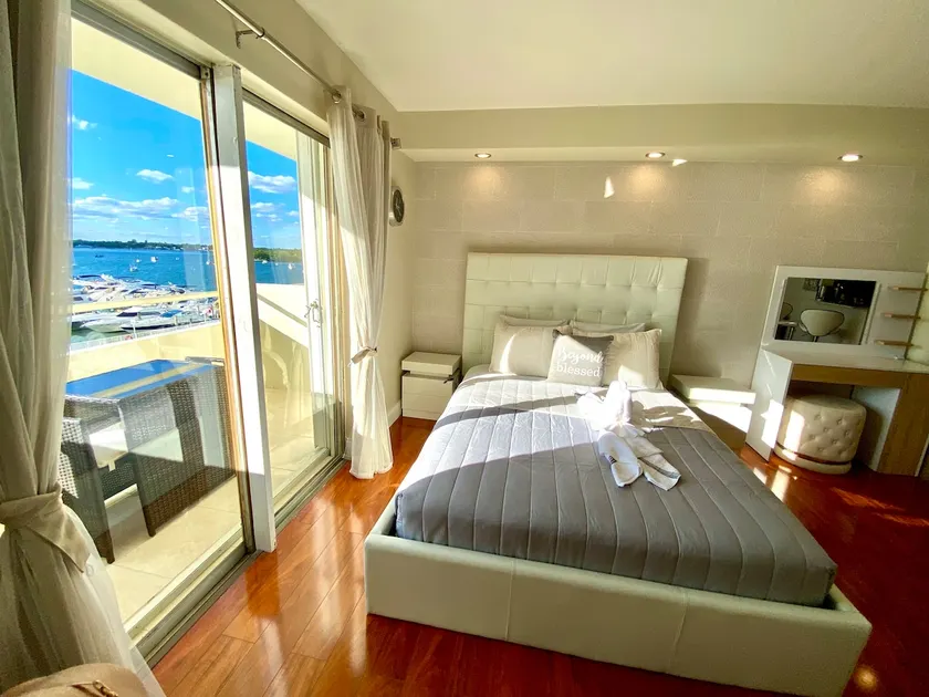 Modern Waterfront House - Image 1