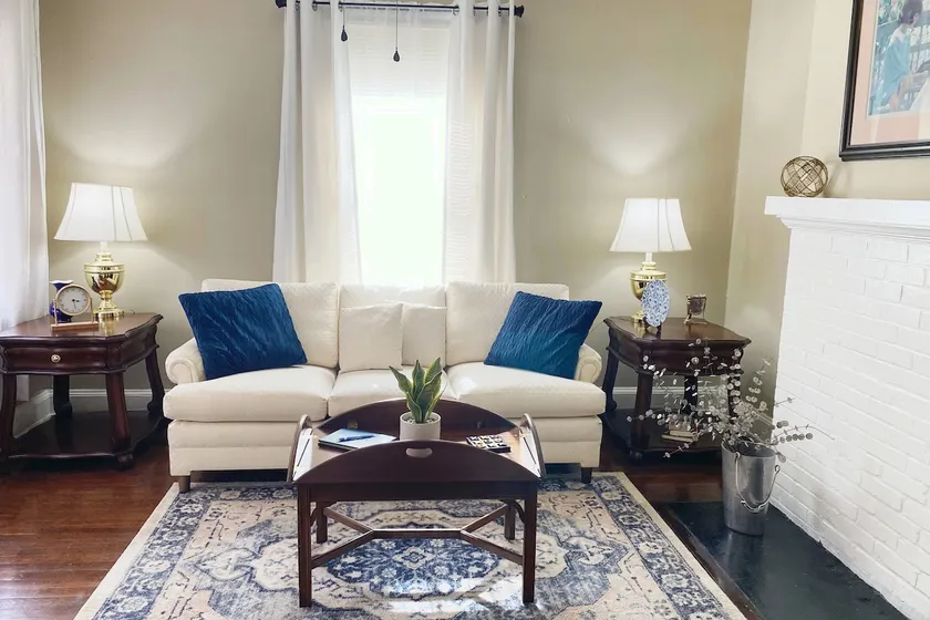 One bedroom apt near RH Sports & Events Center - Image 1