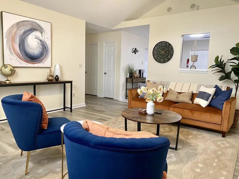 Modern Condo minutes from RAFB and Houston Medical - Image 1