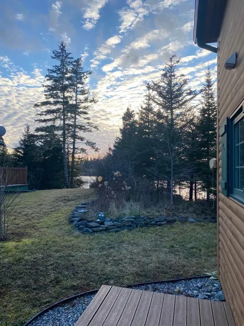 Duck Pond Cottage - Image 1