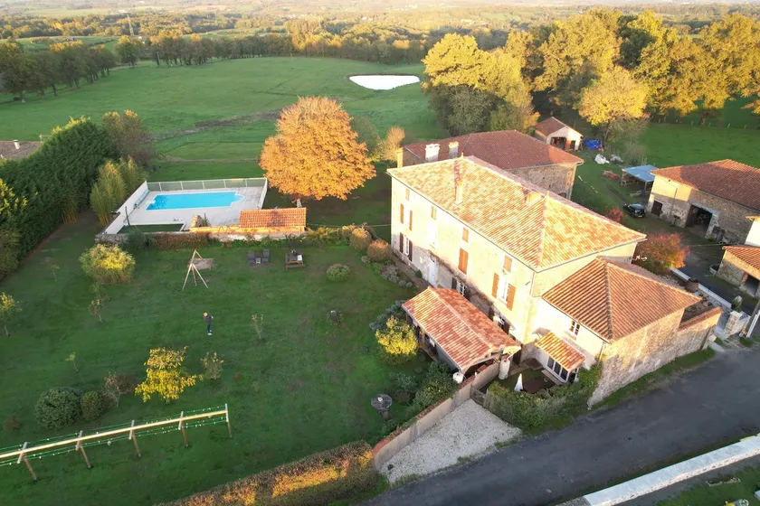 Le Petit Marronnier - Image 1