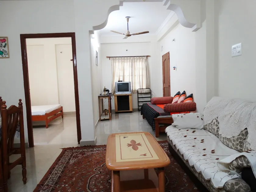 Two Bedroom Fully Furnished House - Image 1