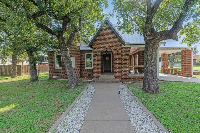 Charming, Tudor Style Home Newly Renovated! - Image 1