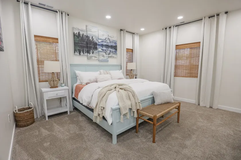 Spacious game house minutes to downtown Sandpoint and Schweitzer Mountain - Image 1