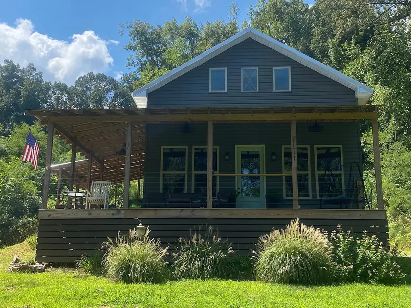 Quiet fishing cottage at Guntersville Lake - Image 1